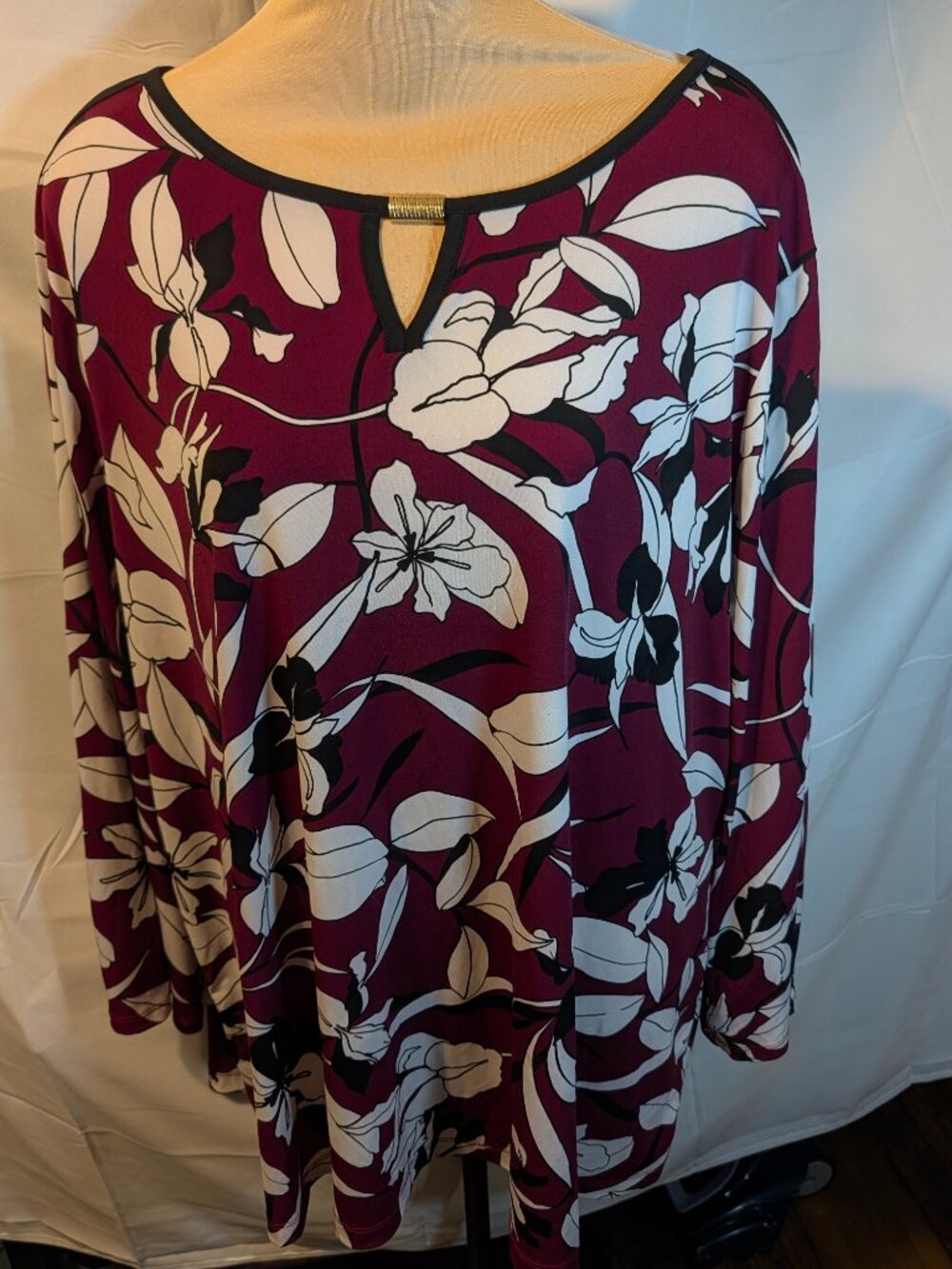 Liz Claiborne Blouse Women's 2X Keyhole Career Printed Shirt Top Maroon
